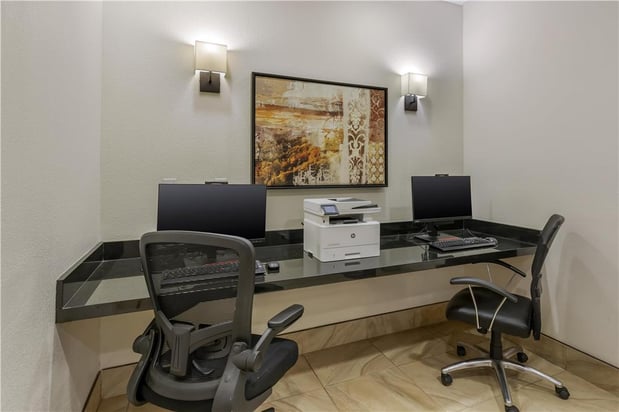 Images Best Western Plus Hudson Hotel & Suites
