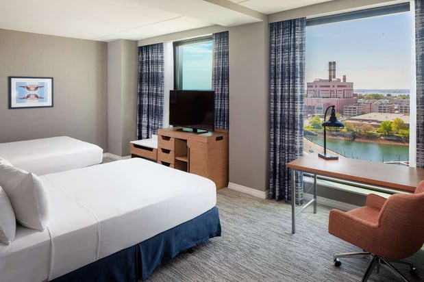 Images Hampton Inn Boston Seaport District