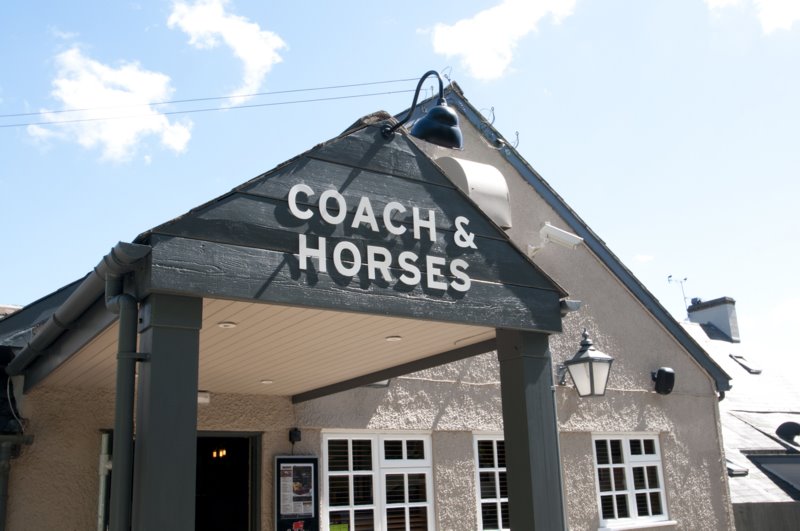 Images Coach And Horses Beefeater