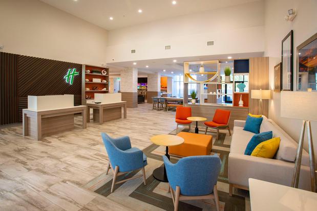 Images Holiday Inn Pensacola - University Area by IHG