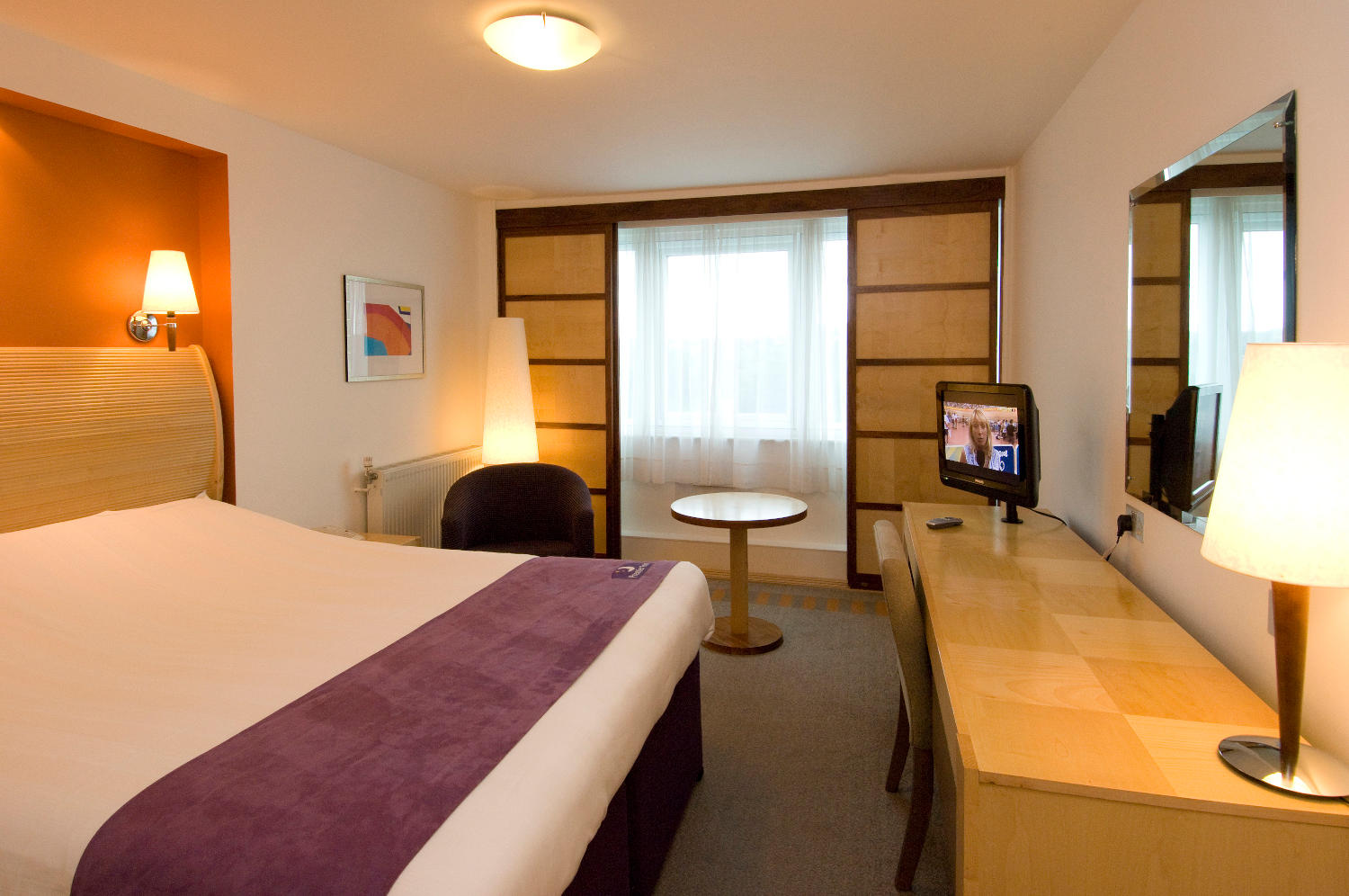Premier Inn bedroom Premier Inn Cardiff North hotel Cardiff 03337 773984