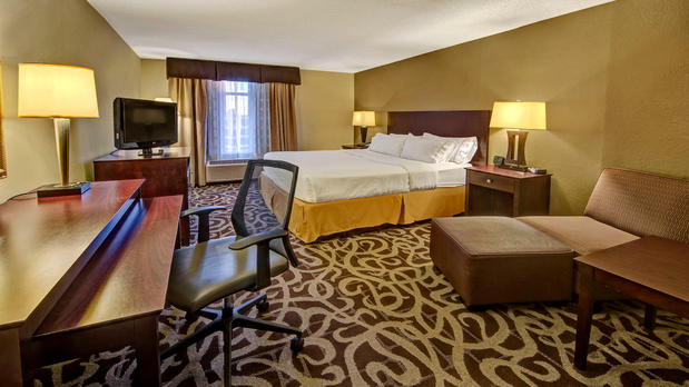 Images Murfreesboro Central Hotel