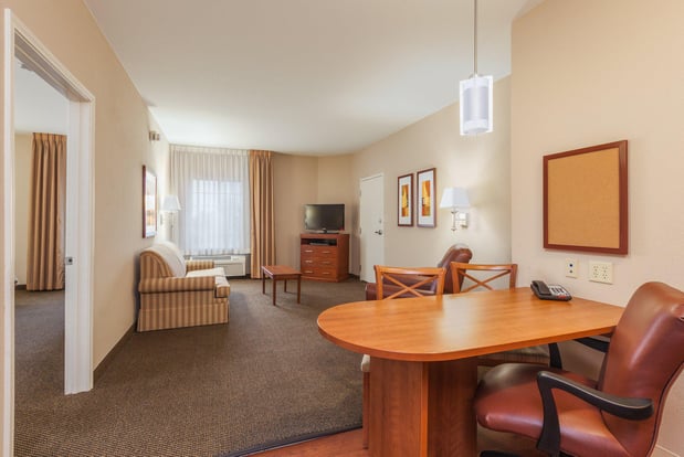 Images Candlewood Suites Houston I-10 East by IHG