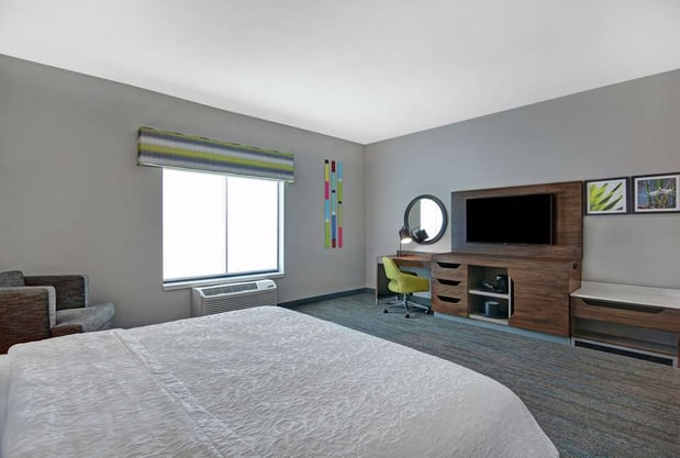 Images Hampton Inn & Suites Middleburg