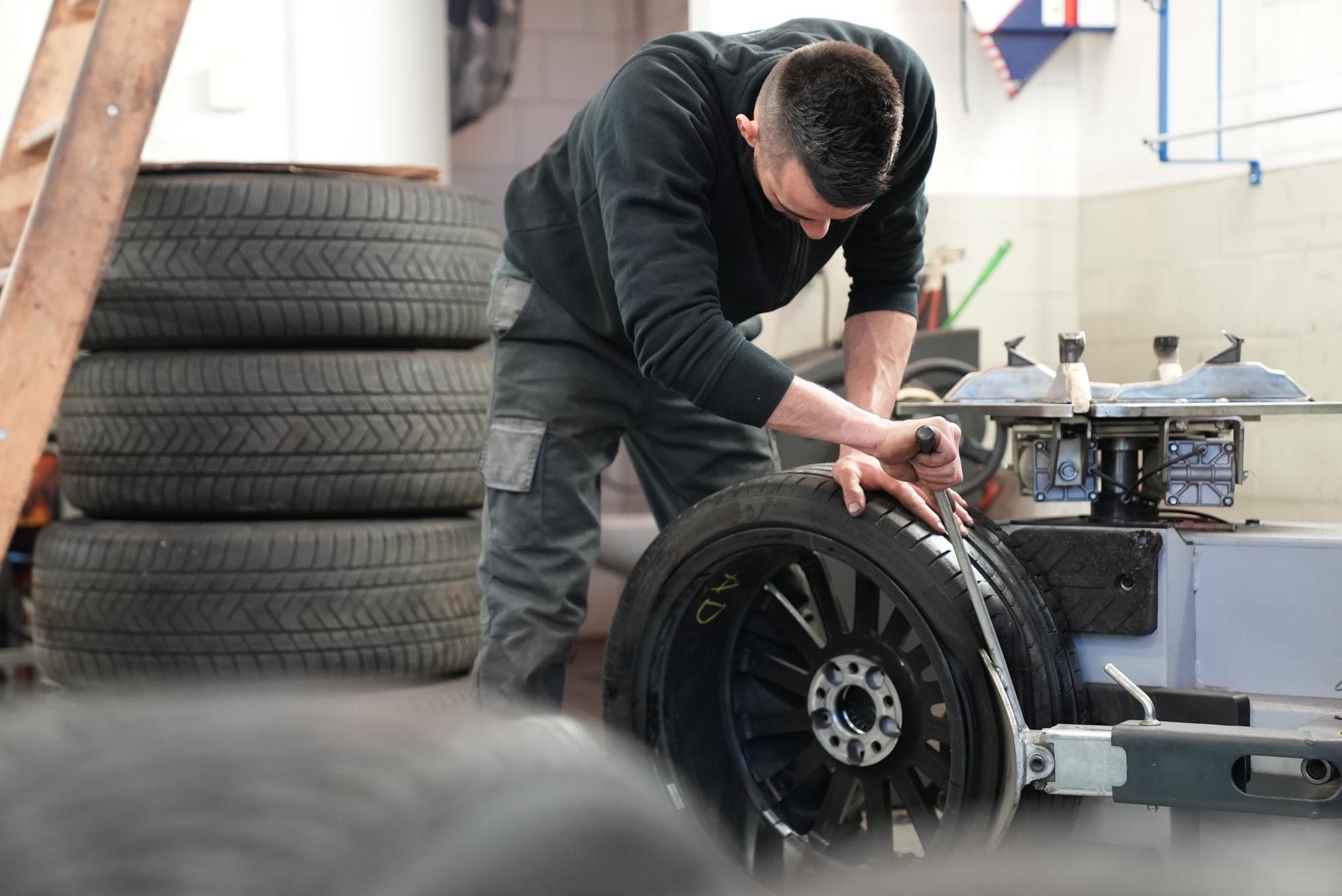 HASA Fahrzeug Technik AG, Riedthofstrasse 235C in Regensdorf