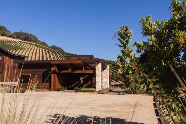 Images Sixmilebridge Winery