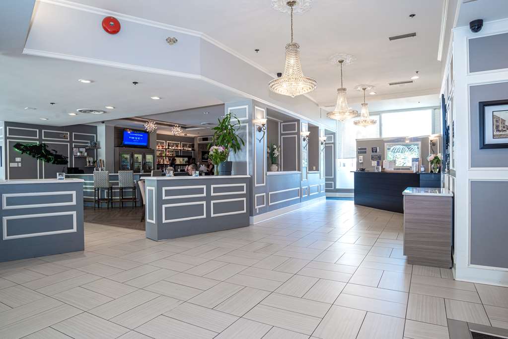 Best Western Dorchester Hotel in Nanaimo: Lobby