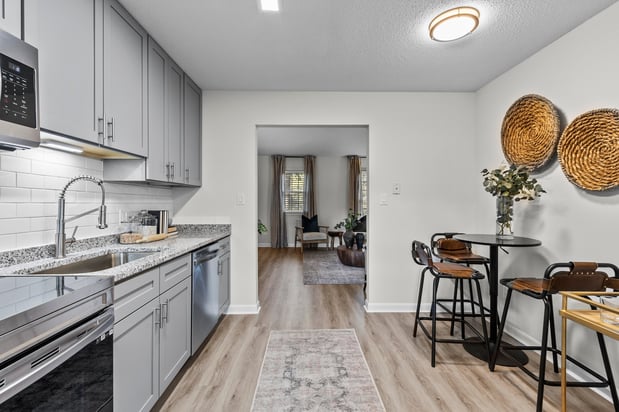 Images West Oak Apartments