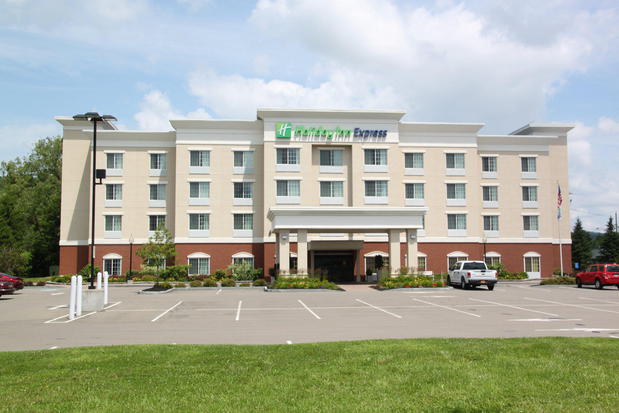Images Holiday Inn Express Cortland, an IHG Hotel