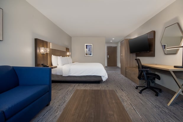 Images Holiday Inn Express & Suites Muskegon - Grand Haven by IHG