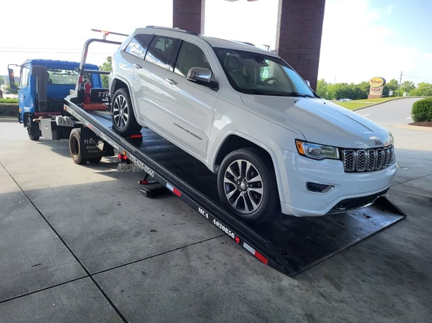 Images Nguyen Trucking