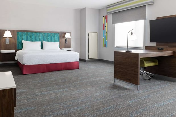 Images Hampton Inn & Suites Porter Ranch Los Angeles