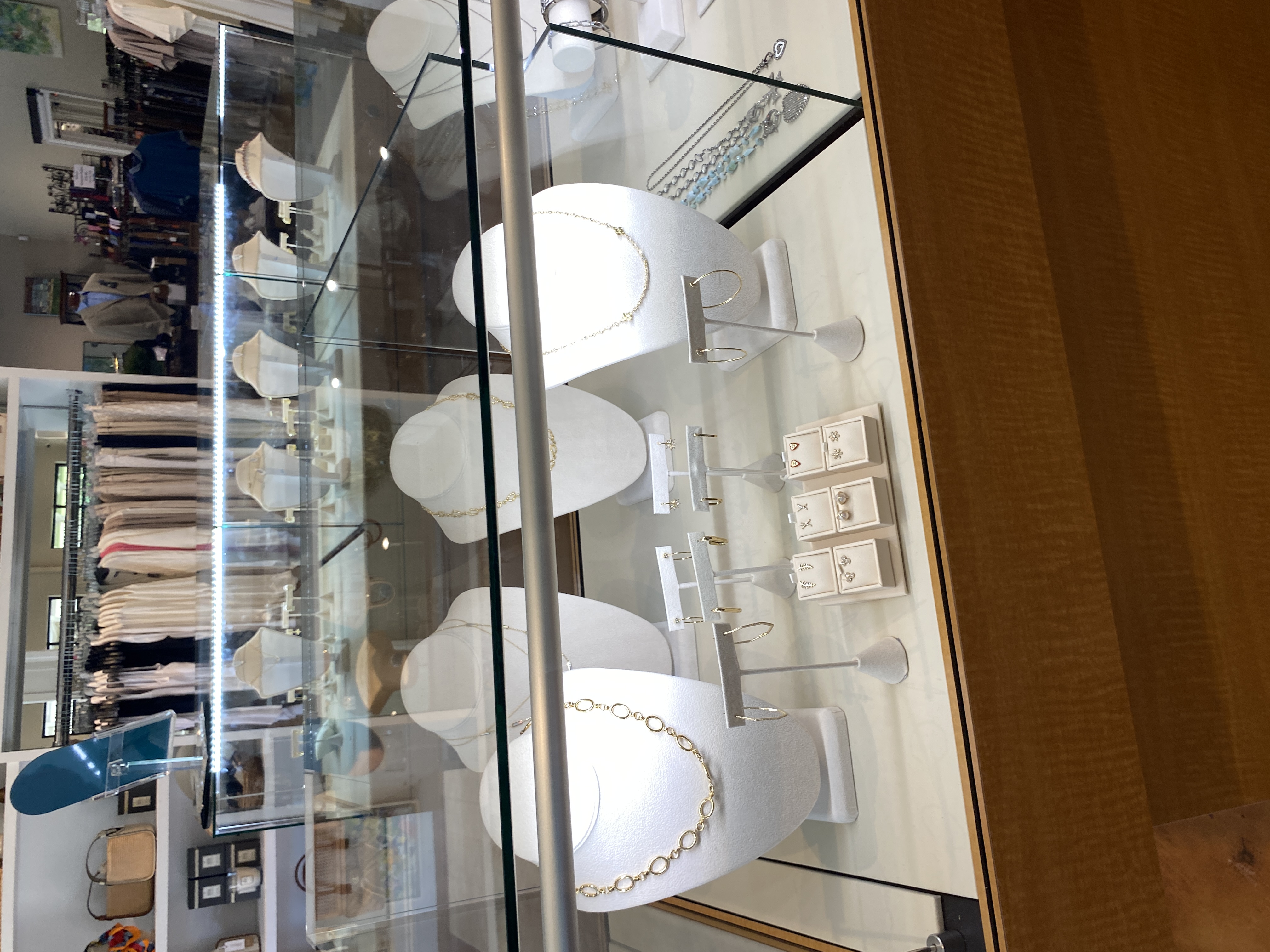 Fine jewelry as well as fashion jewelry from nationally known brands.