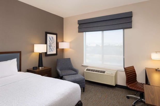 Images Hampton Inn San Jose Cherry Ave