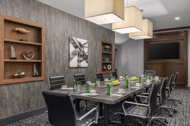 Images Holiday Inn Coralville - Iowa City by IHG