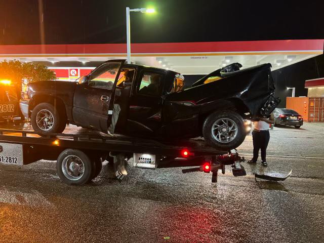In Gulfport, MS, when you're stranded on the side of the road, trust J&J Affordable Towing to come to your rescue. Our roadside assistance services are tailored to provide you with quick, reliable help whenever you need it most. Whether it's a flat tire, a dead battery, or you've run out of gas, our team is equipped and ready to get you back on the road safely. With J&J Affordable Towing, you can count on transparent pricing and friendly service, ensuring you get the assistance you need without breaking the bank. Don't let unexpected car troubles ruin your day – call us for fast, affordable roadside assistance in Gulfport, MS, and let us handle the rest!