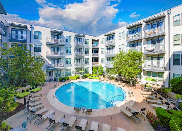 Images MAA South Lamar