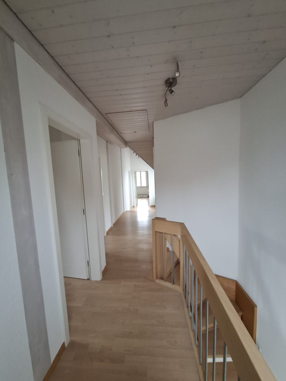 MALER SAHLI AG, Freiburgstrasse 16b in Murten