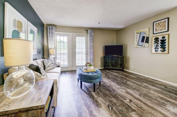 Images Club at North Hills Apartment Homes