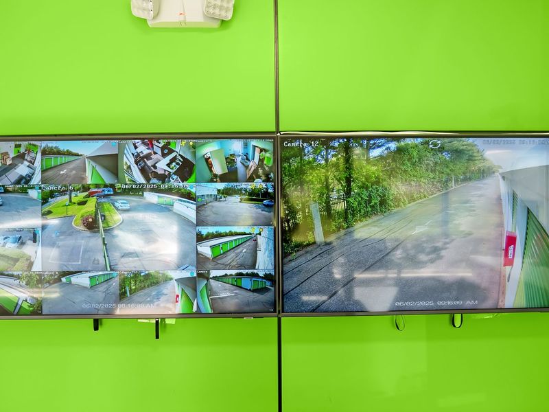 Images Extra Space Storage