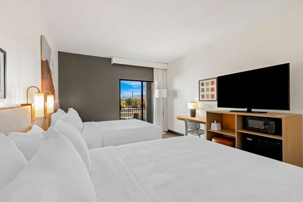 Images Spark by Hilton Fountain Hills Scottsdale