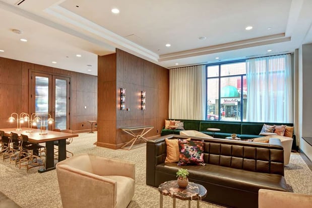 Images The Cincinnatian Hotel, Curio Collection by Hilton