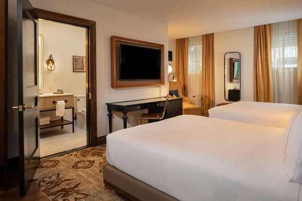 Images The Peregrine Omaha Downtown, Curio Collection by Hilton