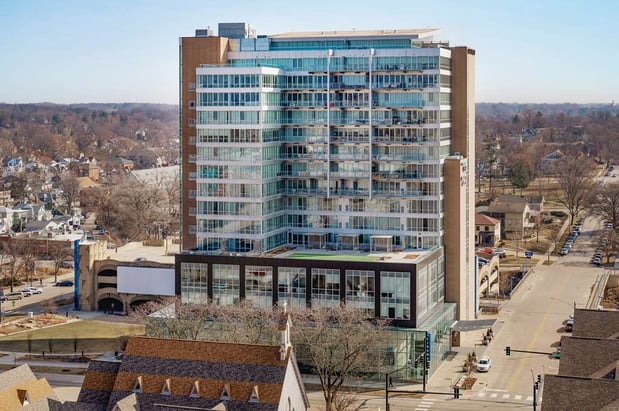 Images Hotel Chauncey Iowa City, Tapestry Collection by Hilton