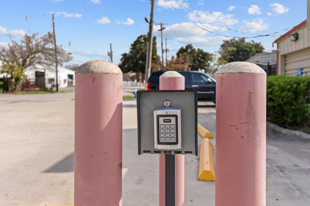 Images Curio Storage Northline Houston