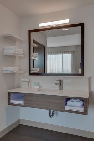 Images Hampton Inn and Suites Los Angeles - Glendale