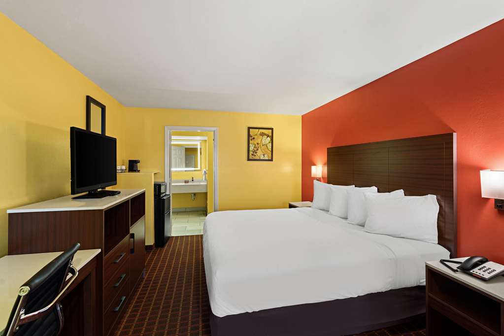 Mobility Accessible King Suite