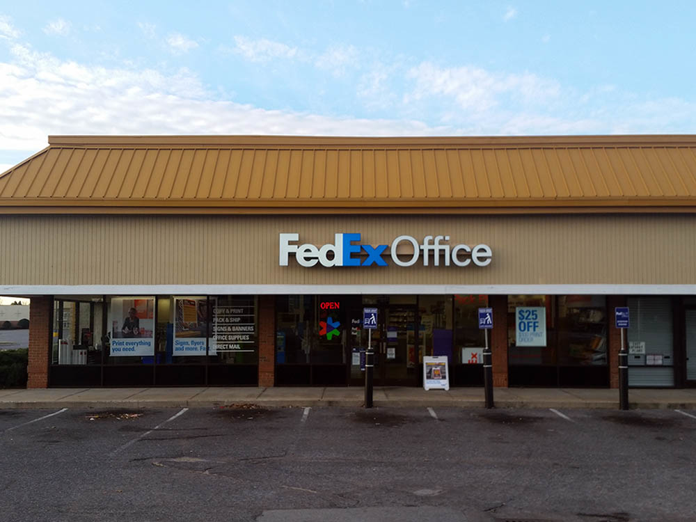 Exterior photo of FedEx Office location at 6233 Winchester Rd\t Print quickly and easily in the self-service area at the FedEx Office location 6233 Winchester Rd from email, USB, or the cloud\t FedEx Office Print & Go near 6233 Winchester Rd\t Shipping boxes and packing services available at FedEx Office 6233 Winchester Rd\t Get banners, signs, posters and prints at FedEx Office 6233 Winchester Rd\t Full service printing and packing at FedEx Office 6233 Winchester Rd\t Drop off FedEx packages near 6233 Winchester Rd\t FedEx shipping near 6233 Winchester Rd