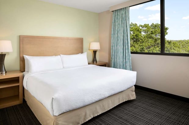 Images Embassy Suites by Hilton Tampa Airport Westshore