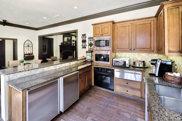 Images SaddleBrook Apartments