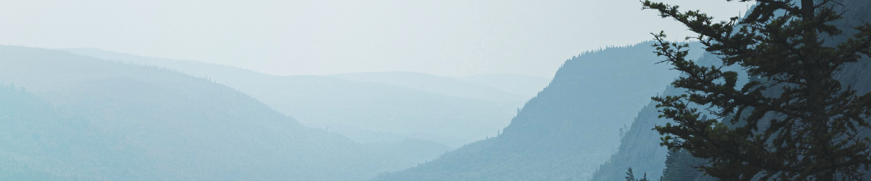 A hazy view of mountains.