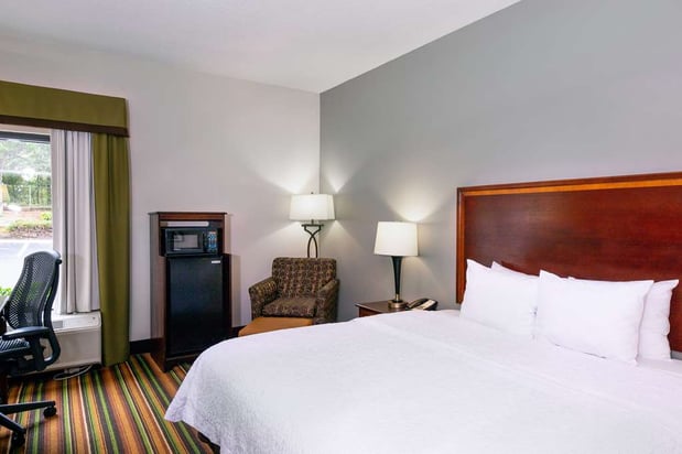 Images Hampton Inn Winston-Salem Hanes Mall