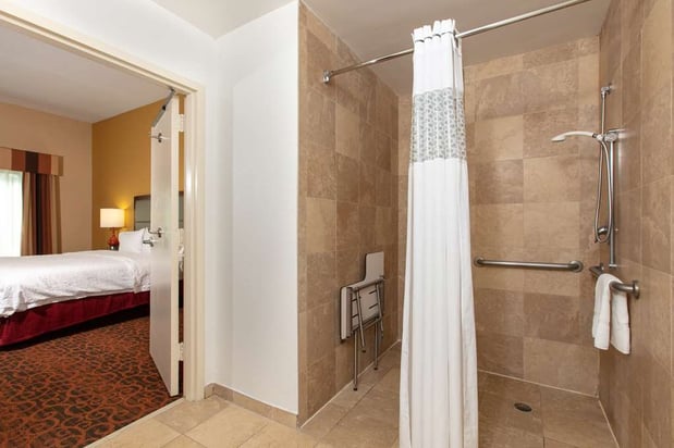Images Hampton Inn & Suites Jacksonville-Airport
