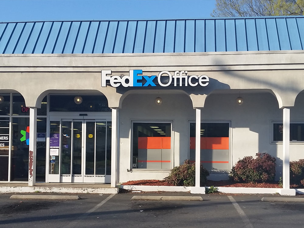 Exterior photo of FedEx Office location at 1512 East Blvd\t Print quickly and easily in the self-service area at the FedEx Office location 1512 East Blvd from email, USB, or the cloud\t FedEx Office Print & Go near 1512 East Blvd\t Shipping boxes and packing services available at FedEx Office 1512 East Blvd\t Get banners, signs, posters and prints at FedEx Office 1512 East Blvd\t Full service printing and packing at FedEx Office 1512 East Blvd\t Drop off FedEx packages near 1512 East Blvd\t FedEx shipping near 1512 East Blvd