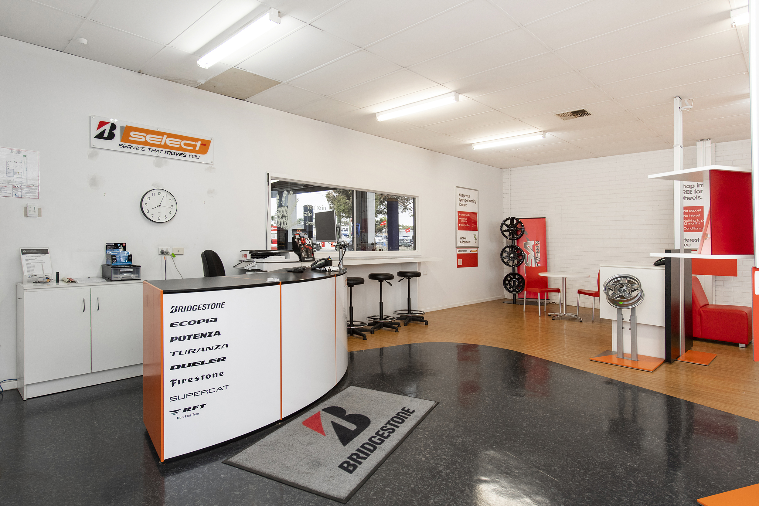 Images Bridgestone Select Tyre & Auto Rockingham