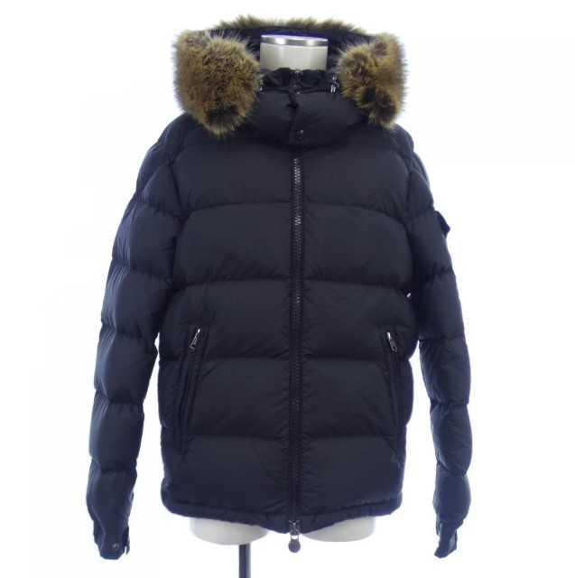 モンクレール MONCLER ダウンジャケット
