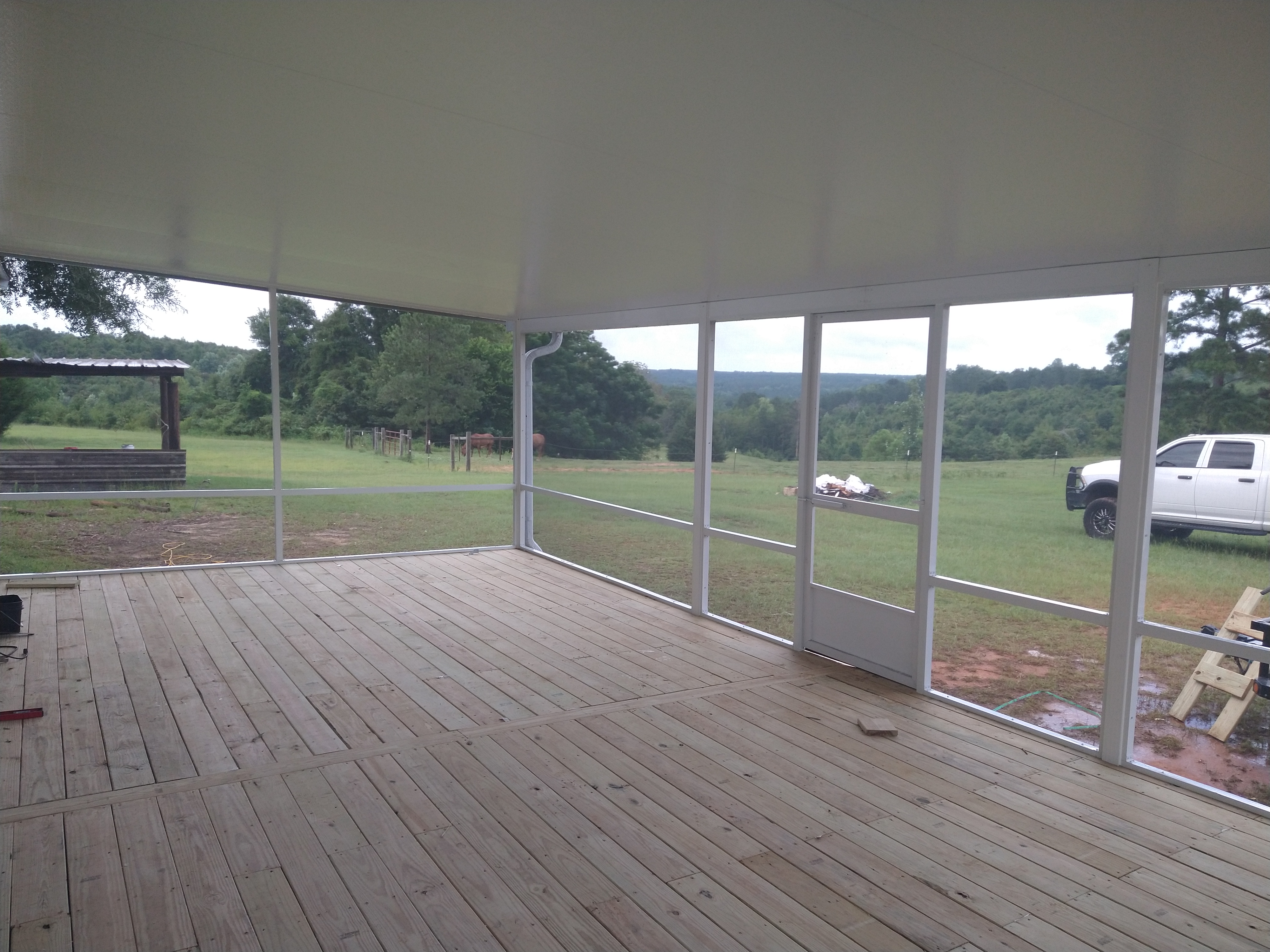 Elite Gutters LLC Image