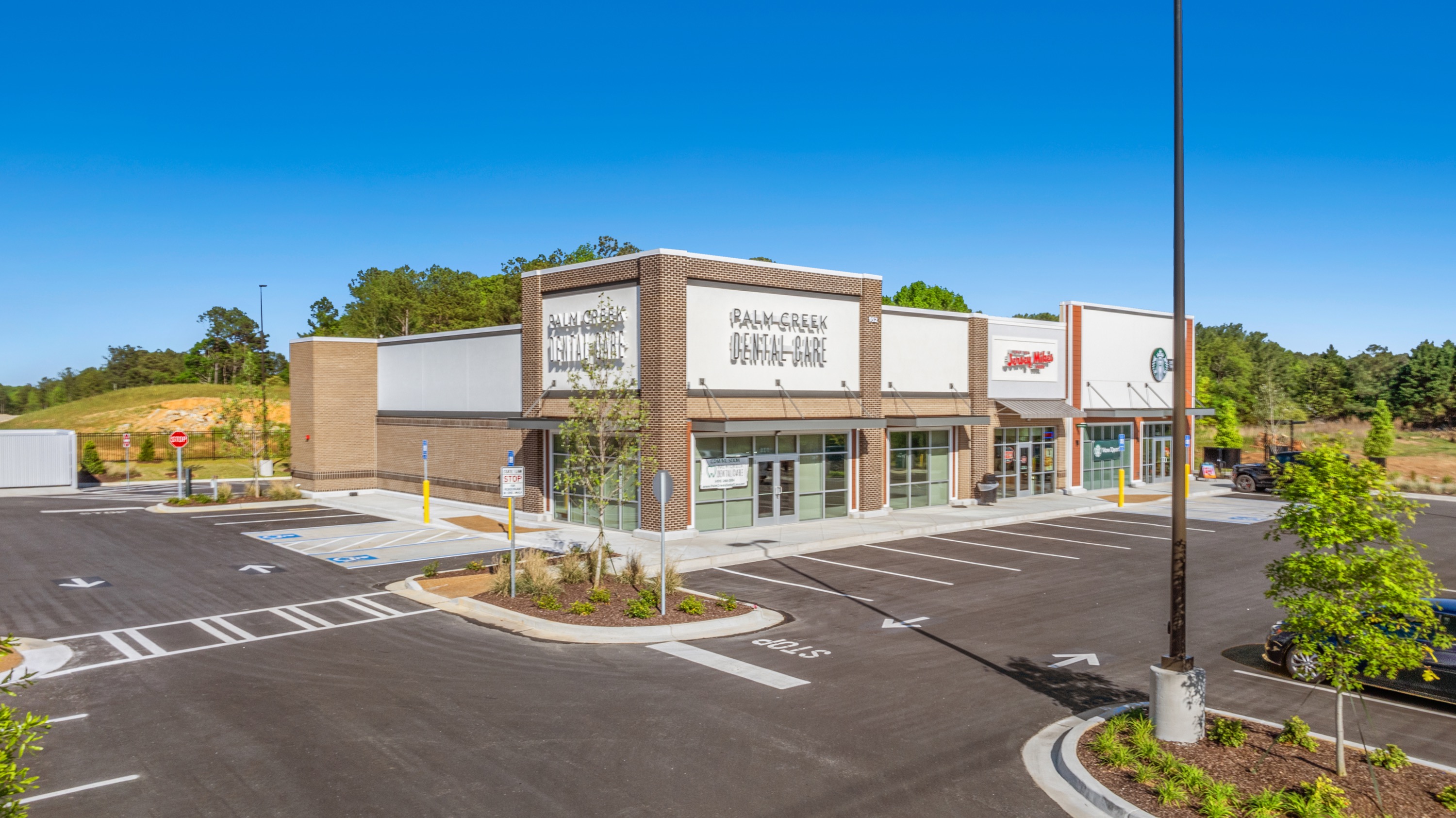Front of office, Palm Creek Dental Care. Dentist in Dacula, GA. 
