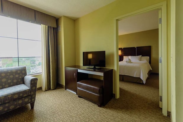 Images Embassy Suites by Hilton Minneapolis North