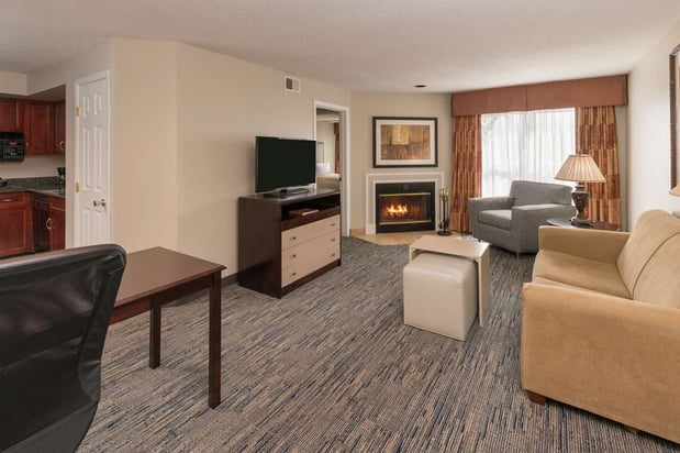 Images Homewood Suites by Hilton Chicago - Schaumburg