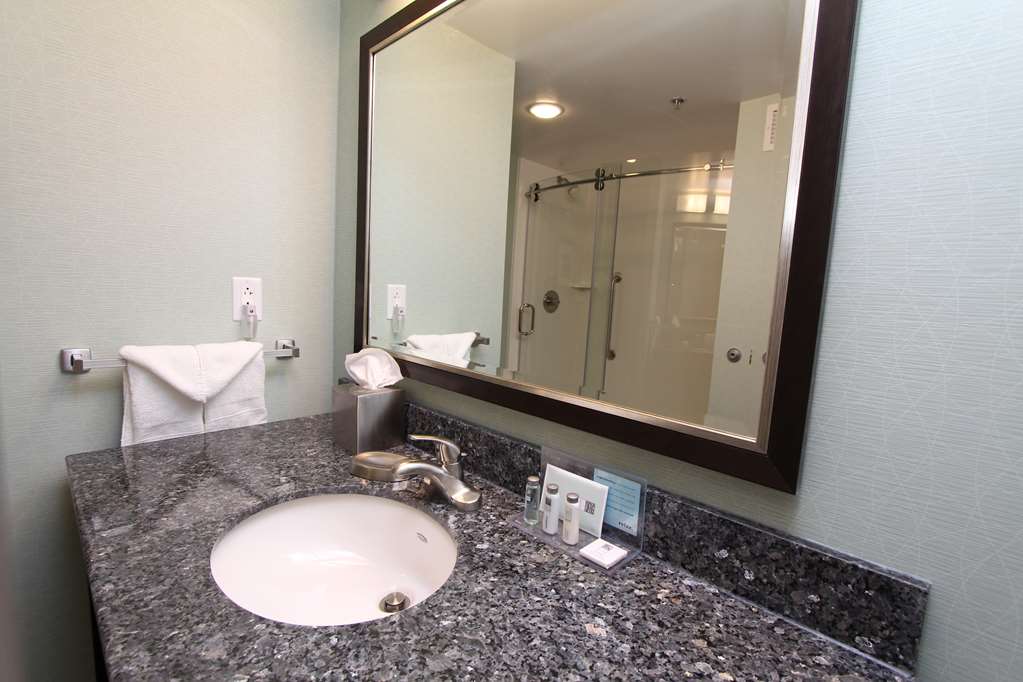 Images Hampton Inn & Suites by Hilton St. John's Airport