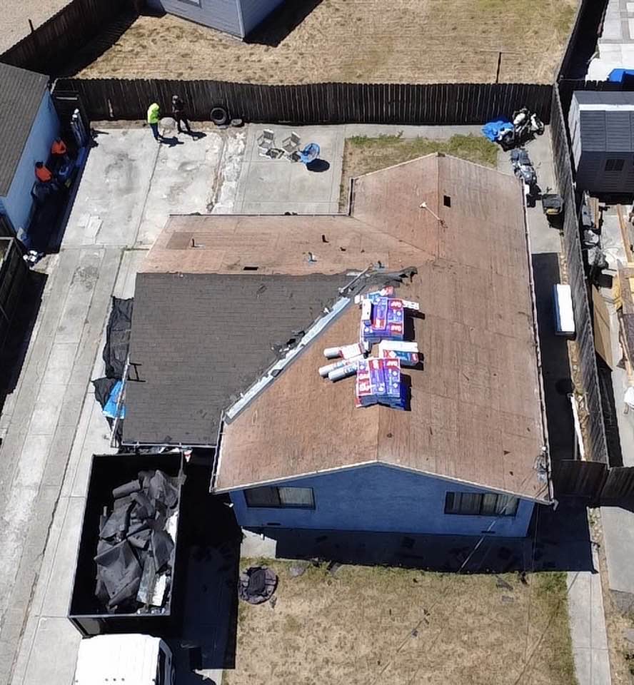 AM Roofing Services Inc Image