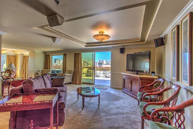Images Embassy Suites by Hilton Convention Center Las Vegas