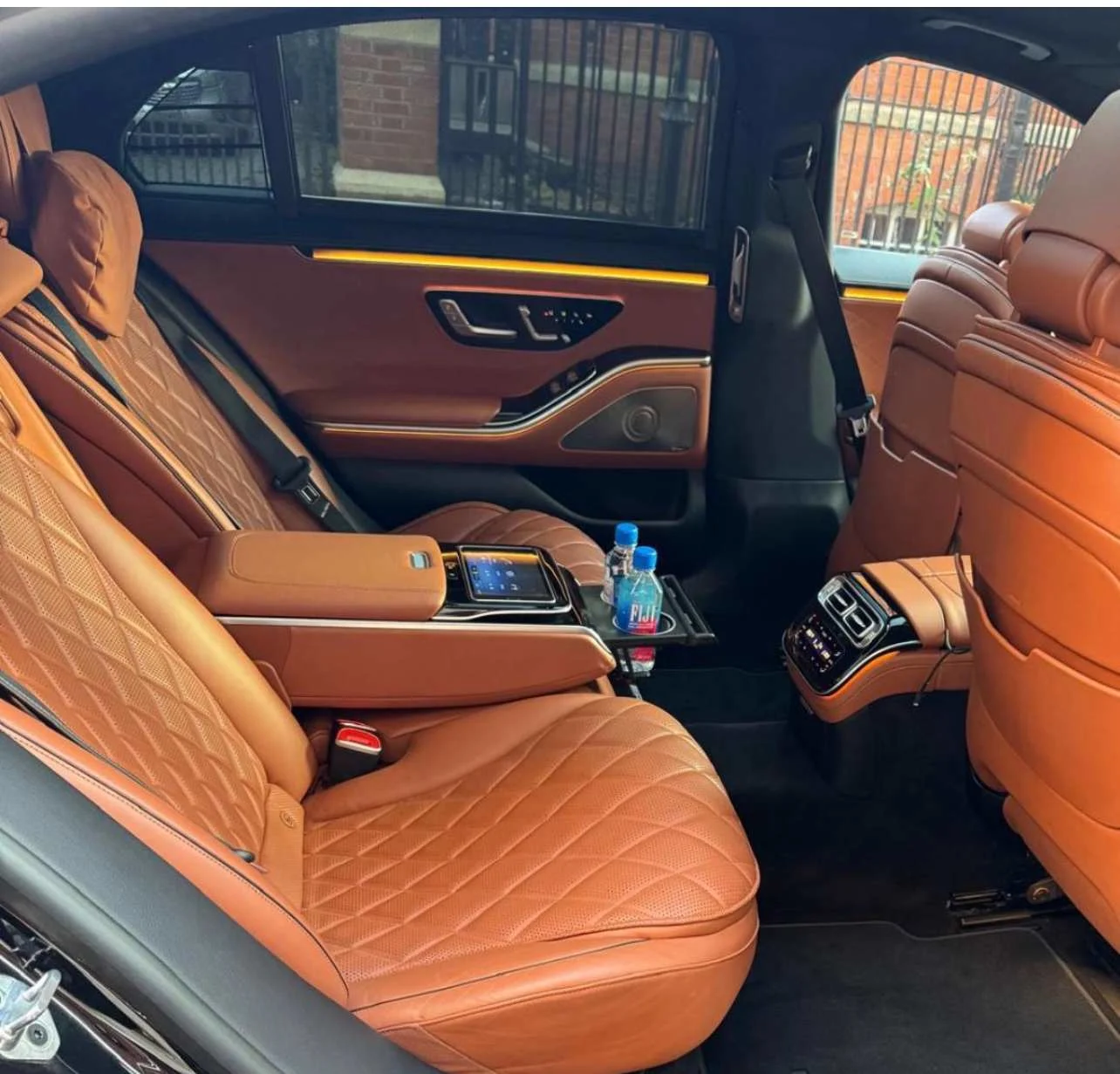 Images BROWNS CHAUFFEUR LTD