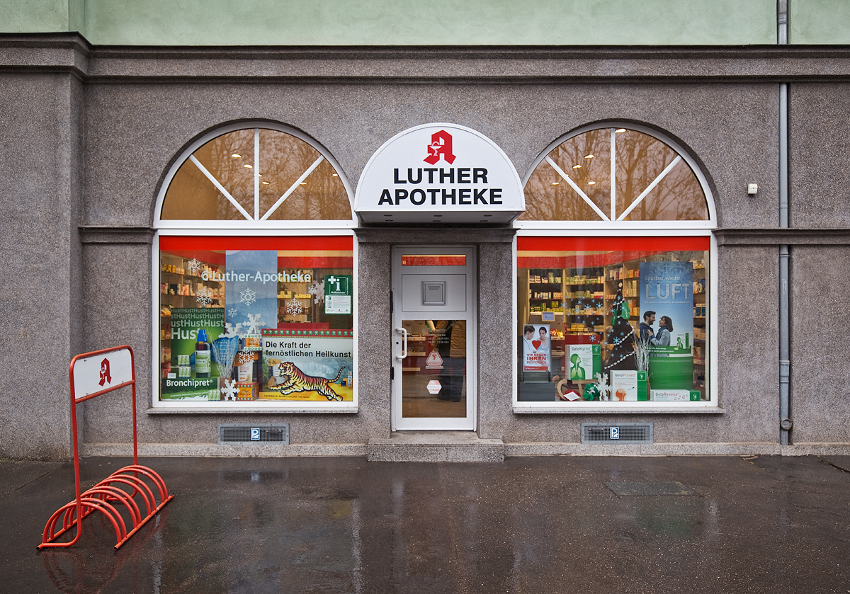 Luther-Apotheke, Lutherplatz 6 in Halle