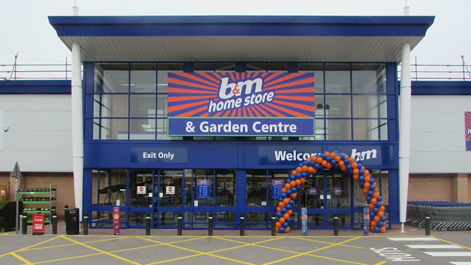 Images B&M Home Store with Garden Centre
